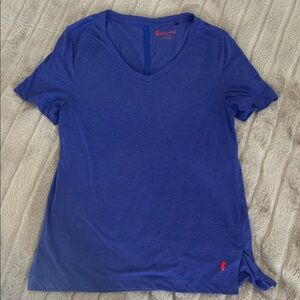 Cotopaxi women’s v-neck t-shirt, size M